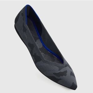 Rothy’s Point - Grey Camo - Size 8